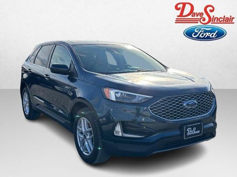 Used 2024 Ford Edge SEL w/ Convenience Package image 4
