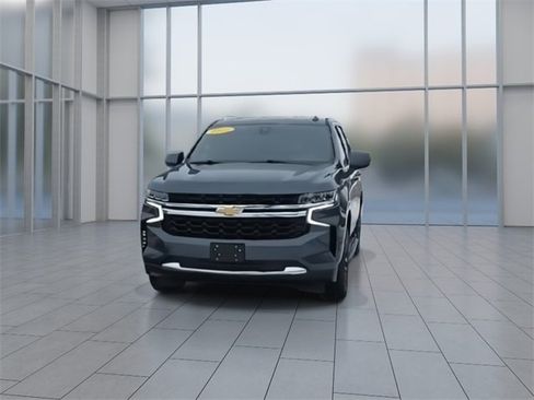 Used 2021 Chevrolet Tahoe LS image 3