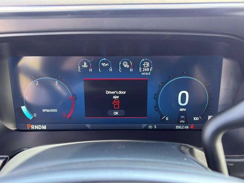 Used 2026 Ford F250 Platinum AWD/4WD image 19