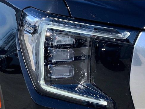 Used 2021 GMC Yukon Denali image 26