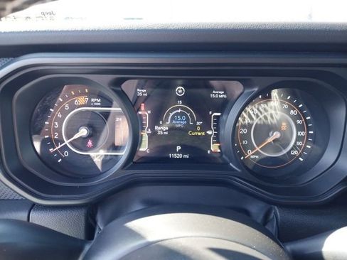 Used 2025 Jeep Wrangler Unlimited Rubicon image 13