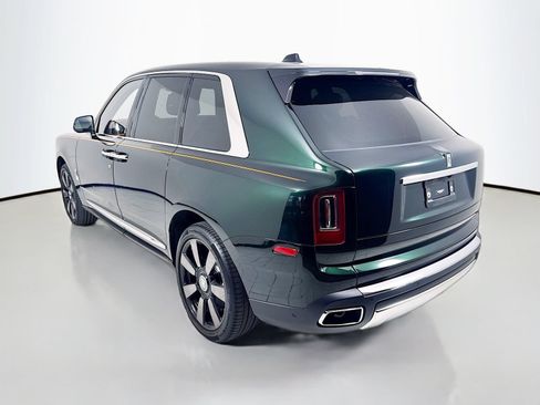 Certified 2023 Rolls-Royce Cullinan w/ Cullinan Package AWD/4WD image 2