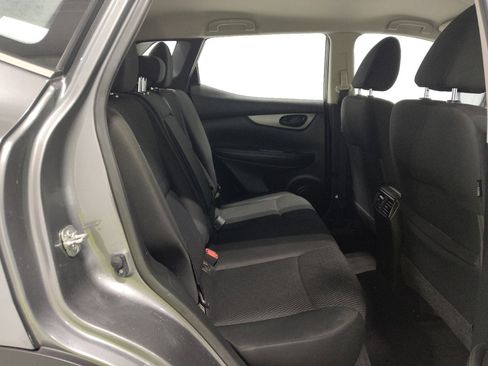 Used 2019 Nissan Rogue Sport S w/ Appearance Package image 19