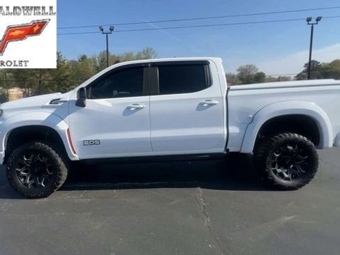 Used 2021 Chevrolet Silverado 1500 RST w/ Convenience Package II image 5