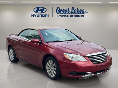 Used 2011 Chrysler 200 Touring FWD image 7