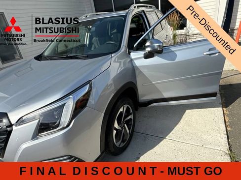 Used 2023 Subaru Forester Touring AWD/4WD image 60