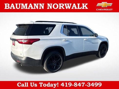 Used 2021 Chevrolet Traverse LT FWD image 4
