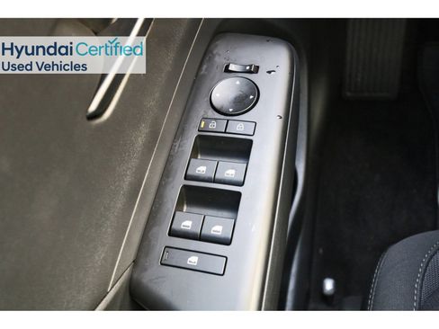 Certified 2025 Hyundai Kona SEL FWD image 23