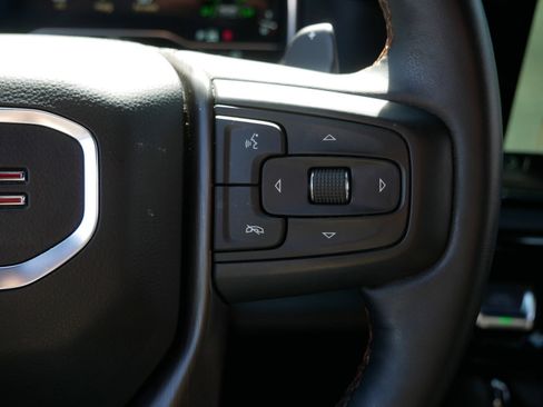 Used 2024 GMC Sierra 1500 AT4 w/ Technology Package AWD/4WD image 30