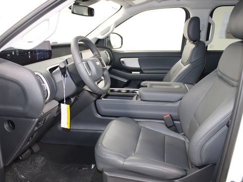 New 2026 Ford Expedition Active RWD image 22