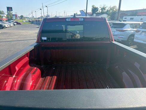 Used 2024 RAM 1500 Big Horn AWD/4WD image 9