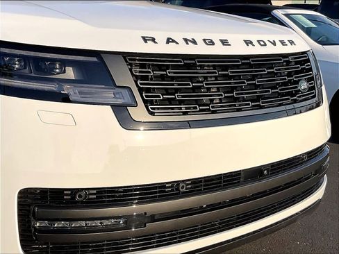 New 2026 Land Rover Range Rover SE image 34