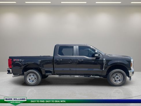 Used 2024 Ford F350 XL AWD/4WD image 3