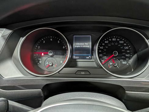 Used 2018 Volkswagen Tiguan S w/ 3rd Row Seat Package image 23