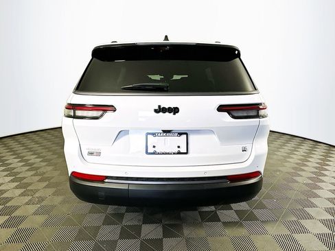 New 2026 Jeep Grand Cherokee L Limited AWD/4WD image 8