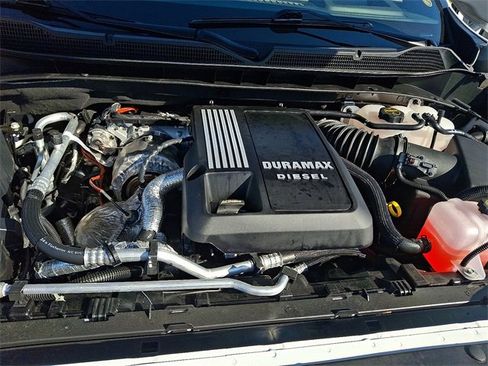 Used 2025 Chevrolet Silverado 1500 ZR2 w/ Technology Package image 29