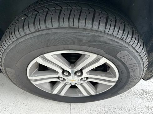 Used 2015 Chevrolet Traverse LT w/ Traveler's Package FWD image 11