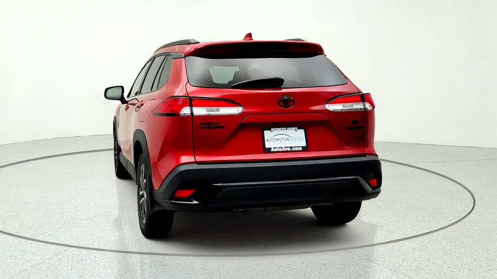 Used 2024 Toyota Corolla Cross AWD Hybrid image 6