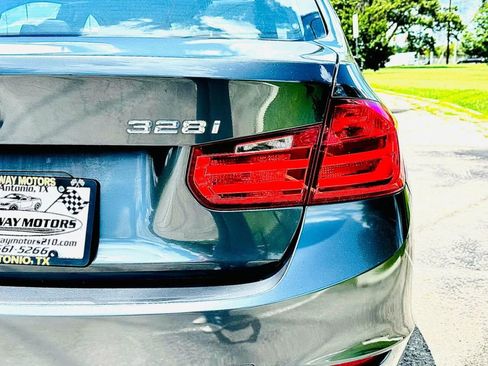 Used 2013 BMW 328i Sedan RWD image 7