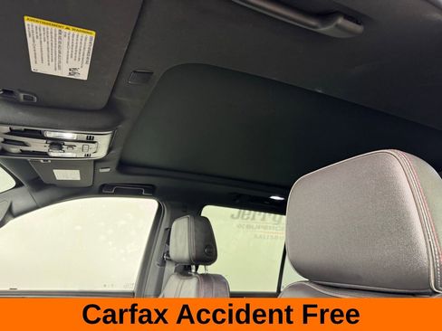 Used 2022 Chevrolet Tahoe RST w/ Luxury Package image 3