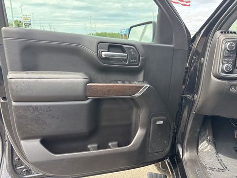 Used 2022 GMC Sierra 1500 Denali w/ Denali Premium Package image 28