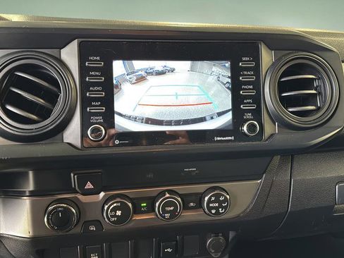 Used 2020 Toyota Tacoma SR image 23