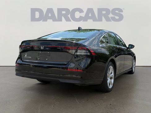 Certified 2023 Honda Accord LX image 7