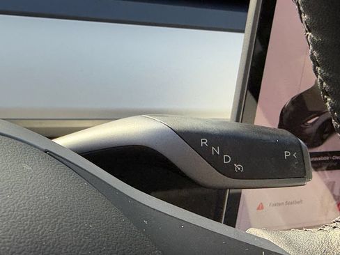 Used 2023 Tesla Model 3 Standard Range RWD image 26