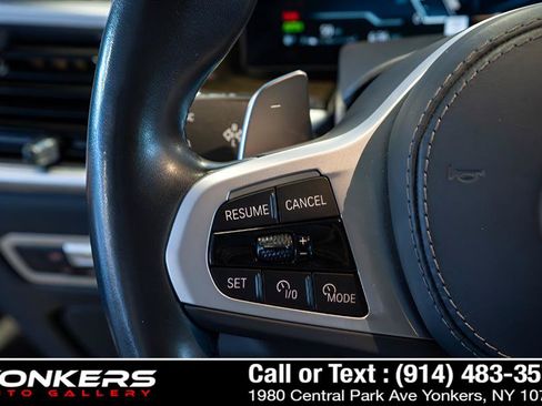 Used 2023 BMW X7 xDrive40i w/ M Sport Package AWD/4WD image 30