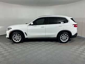 Used 2019 BMW X5 xDrive40i w/ Premium Package 2 video 2