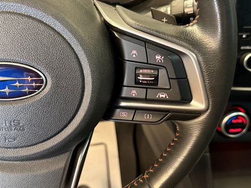 Used 2020 Subaru Crosstrek 2.0i Limited w/ Moonroof Package w/Navigation image 11