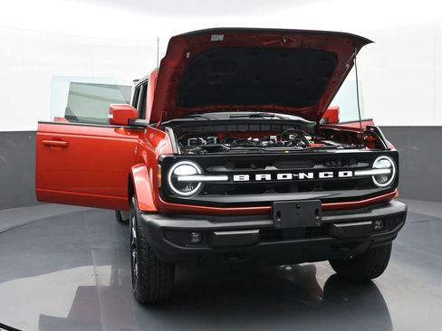 Used 2023 Ford Bronco Outer Banks AWD/4WD image 36