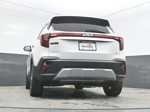 Used 2024 Kia Seltos LX AWD/4WD image 28