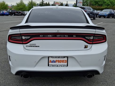 Used 2022 Dodge Charger Scat Pack w/ Driver Convenience Group RWD image 5