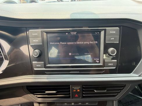 Used 2023 Volkswagen Jetta Sport FWD image 21
