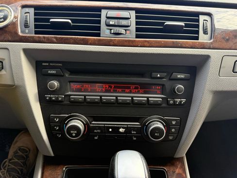 Used 2011 BMW 328i Sedan image 10