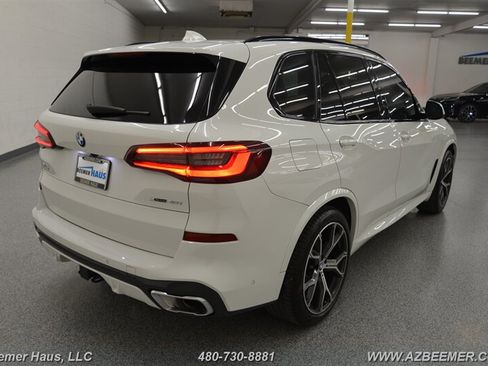 Used 2023 BMW X5 xDrive40i w/ M Sport Package AWD/4WD image 11