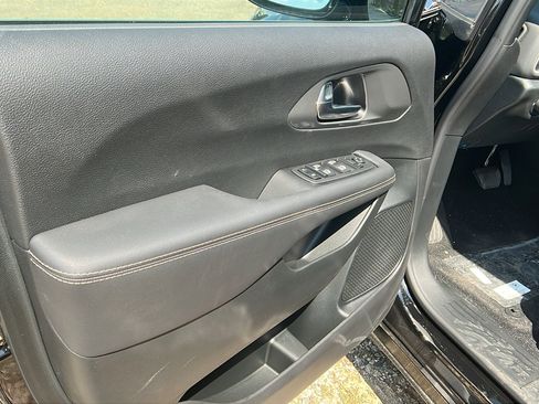 New 2026 Chrysler Voyager LX image 14