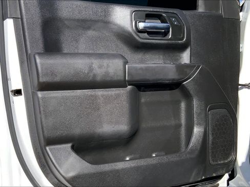 Used 2024 Chevrolet Silverado 1500 Custom image 21