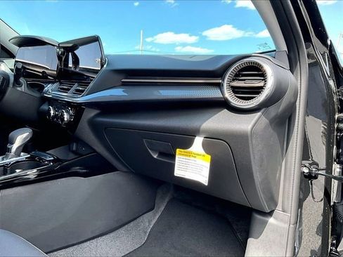 New 2026 Chevrolet Trax ACTIV w/ Sunroof Package FWD image 27