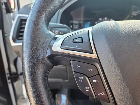 Used 2024 Ford Edge SEL AWD/4WD image 25