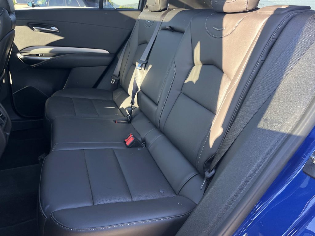 Certified 2023 Cadillac XT4 Premium Luxury FWD image 22