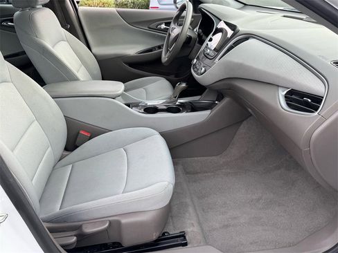 Used 2020 Chevrolet Malibu LS w/ Driver Confidence Package II image 19