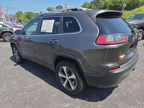 Certified 2019 Jeep Cherokee Limited w/ Trailer Tow Group AWD/4WD image 6
