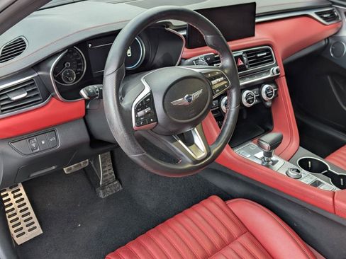 Used 2023 Genesis G70 2.0T w/ Sport Prestige Package image 4