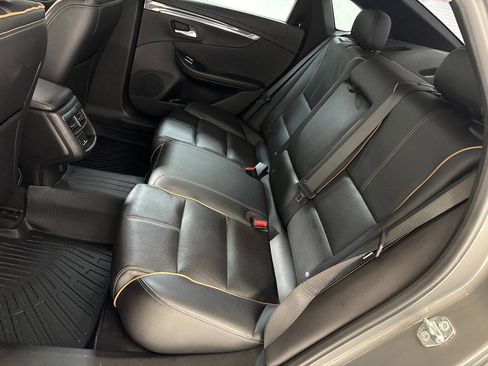 Used 2019 Chevrolet Impala Premier FWD image 35