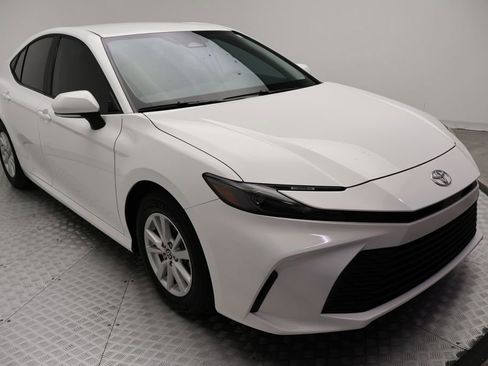 Certified 2025 Toyota Camry LE FWD image 6