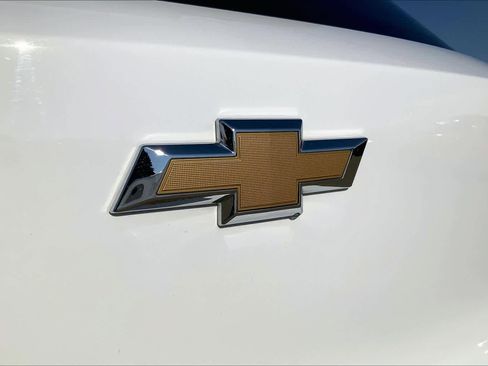 Used 2024 Chevrolet TrailBlazer LS image 33