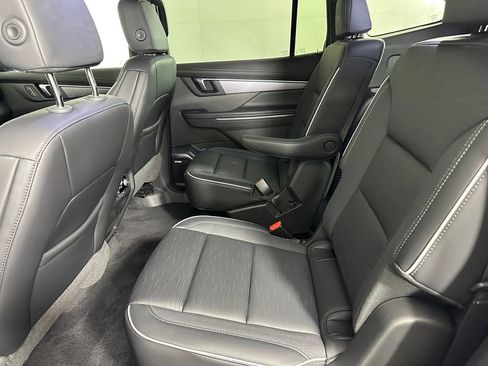 Used 2025 Buick Enclave Sport Touring w/ Trailering Package, 5000 lbs. AWD/4WD image 29
