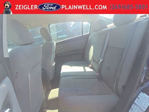 Used 2011 Nissan Sentra 2.0 S FWD image 3